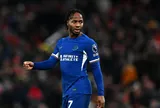 Sterling quyết rời Chelsea, sang đối thủ cũng ở London