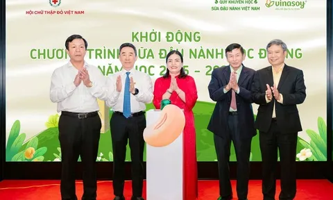 “Sữa đậu nành học đường năm học 2025-2026” - Hành trình 10 năm bền bỉ trao dinh dưỡng lành, gieo mầm tương lai xanh
