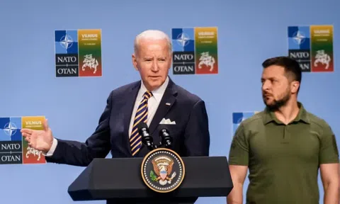 BI: Cửa gia nhập NATO của Ukraine vẫn đóng chặt vì ông Biden không muốn 'trượt ghế' Tổng thống Mỹ