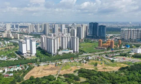 Đến lúc tái cấu trúc