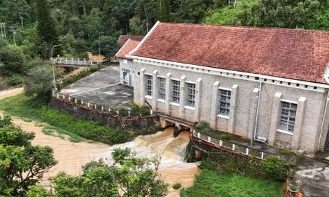 Ngắm thủy điện cổ nhất Việt Nam, nơi giới trẻ đua nhau check-in ở Đà Lạt