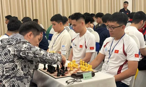 Nóng bỏng các cuộc tranh tài Giải Vô địch cờ vua xuất sắc quốc gia 2025