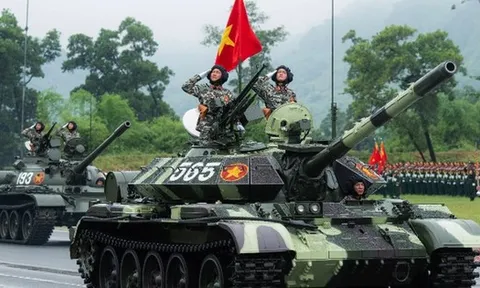 Hàng ngàn nhân viên y tế phục vụ Lễ kỷ niệm, diễu binh, diễu hành