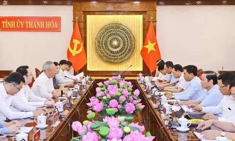 Tập đoàn xây dựng hàng đầu Trung Quốc cùng Vingroup xây cầu Tứ Liên, nay muốn hợp tác đầu tư nhiều dự án “khủng” tại tỉnh Thanh Hóa