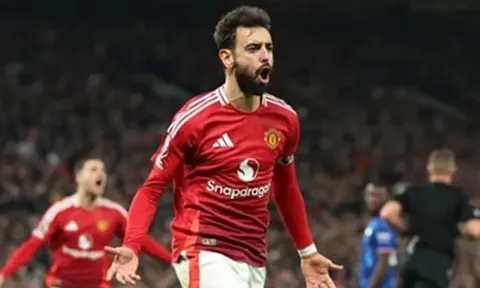 Bruno Fernandes gây chấn động thị trường sau 'cuộc họp kín' về việc rời Man.United