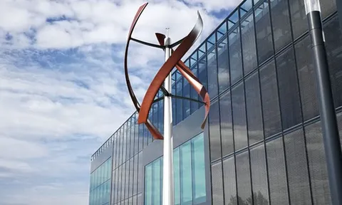 Turbine điện gió cánh gỗ: “Yếu tố thay đổi cuộc chơi” tạo ra 5.550 kWh điện ngay tại nhà