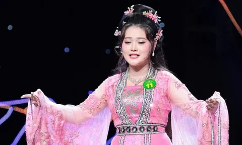 Cô gái được Thoại Mỹ, Bình Tinh chú ý từ nhỏ vào chung kết Chuông vàng vọng cổ