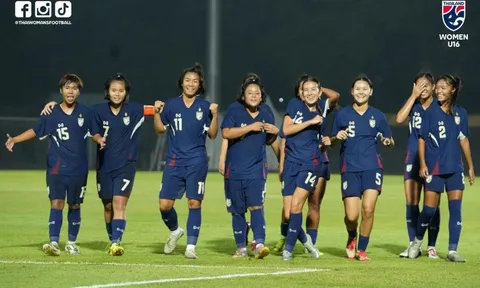 Giải Đông Nam Á: Thái Lan lách qua “khe cửa hẹp”, Malaysia bị loại đầy cay đắng