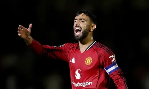 Man Utd lại thua trên thế thắng, bị đội vô danh loại khỏi Cúp Liên đoàn Anh