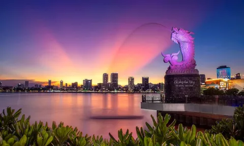 Hội đồng Tư vấn xây dựng Trung tâm tài chính quốc tế Việt Nam tại thành phố Đà Nẵng họp phiên đầu tiên, Bí thư Thành ủy Đà Nẵng khẳng định: "Cái gì khó nhất, chúng tôi sẵn sàng làm"