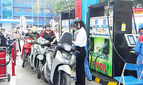 Chuyển đổi sang xăng E10 từ năm 2026: Chất lượng xăng đã được bảo chứng?