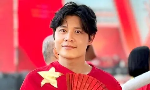 Nguyễn Văn Chung thu 1 tỉ đồng mỗi năm từ nhạc thị trường, nhưng vẫn mê viết nhạc yêu nước