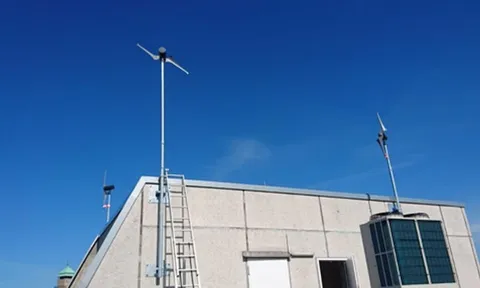 Turbine điện gió “mọc” trên mái nhà, âm thầm tạo ra 615 kWh điện “xanh”