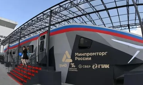 Tàu cao tốc tương lai của Nga sẽ không cần người lái