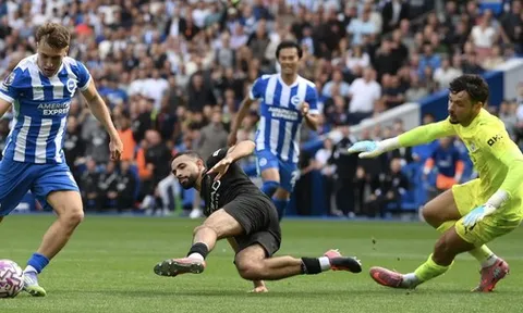 Haaland chạm mốc kỷ lục, Man City vẫn thua sốc trên sân Brighton