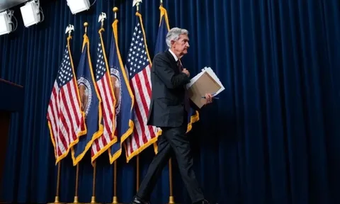 Hy hữu: Chủ tịch FED Jerome Powell thổi phồng giá trị giải độc đắc xổ số