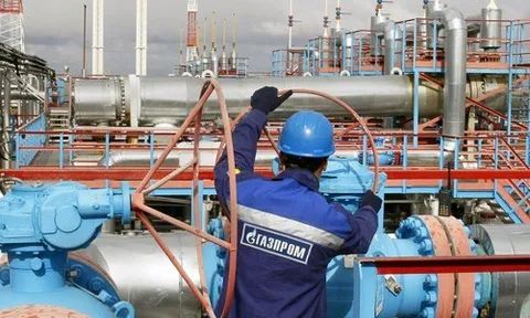 EU phụ thuộc năng lượng Nga thêm nhiều năm