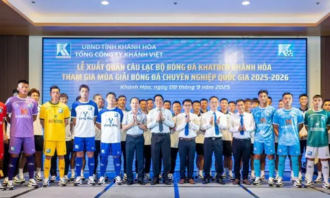 Bóng đá Khatoco Khánh Hòa xuất quân dự Giải Hạng nhất 2025-2026