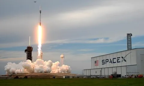 SpaceX của tỷ phú Elon Musk chi 17 tỷ USD mở rộng mảng kết nối 5G