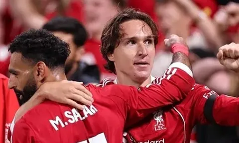 Liverpool kiên quyết giữ chân Chiesa giữa tin đồn chuyển nhượng từ Besiktas