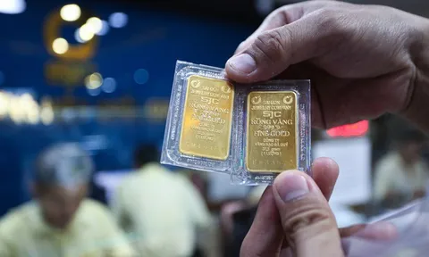 Cuối tuần, giá vàng miếng SJC giảm thêm 300.000 đồng/lượng