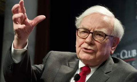 Thẳng tay rót gần 1 tỷ USD vào cổ phiếu tăng 7,450%: Warren Buffett không thể 'ngó lơ' AI dù liên tục xả cổ phiếu Mỹ, vì sao?