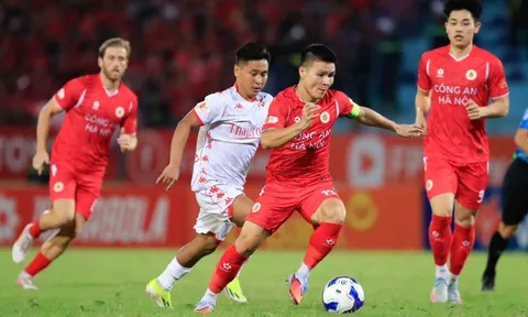 Hai đội bóng ngành công an khởi sắc