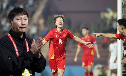 Trò cưng lập công lớn, báo tin vui cho HLV Kim Sang-sik
