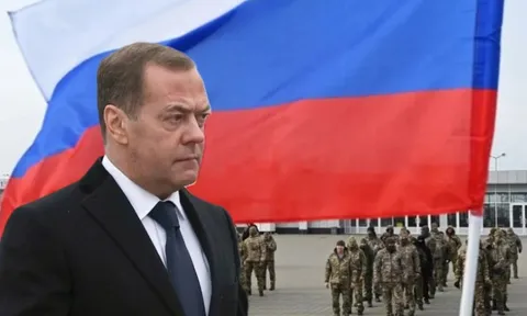 Ông Medvedev ra cảnh báo nếu EU tịch thu tài sản Nga để hỗ trợ Ukraine