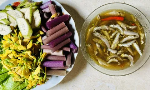 Mẹ có biết với những đứa trẻ miền Tây chúng tôi, bữa cơm cá, mắm, rau đồng là ngon nhất