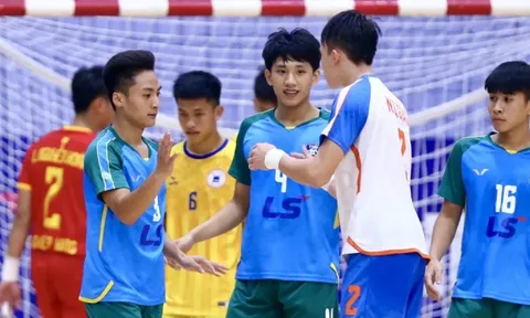 U20 Thái Sơn Nam TPHCM vào chung kết dù vắng HLV trưởng