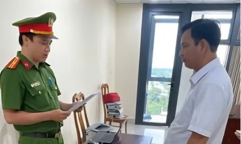 Cấm đi khỏi nơi cư trú đối với giám đốc Nguyễn Vương Hoài và Huỳnh Hữu Thuận