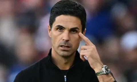 HLV Arteta giải thích về quyết định gây tranh cãi trong trận đấu với Man City