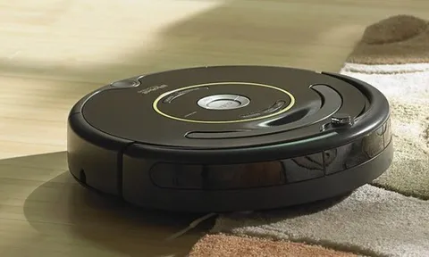 Người Mỹ phát minh ra robot hút bụi - vì sao giờ đây Trung Quốc 'đè bẹp' hết mọi đối thủ?