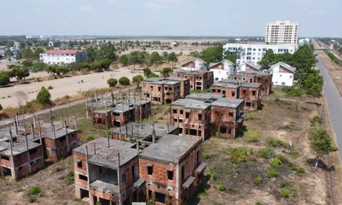 'Hoá giải' các khu đô thị ma