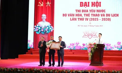 Chấn hưng văn hóa bắt đầu từ ngọn lửa thi đua yêu nước