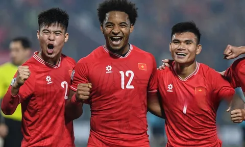 Nguyễn Xuân Son nhận tin kém vui khi đang cố trở lại ĐT Việt Nam
