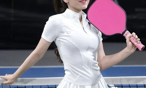 Đi xé vé pickleball, tôi và 7 thanh niên dính "cú lừa" đau điếng vì bức ảnh gái xinh