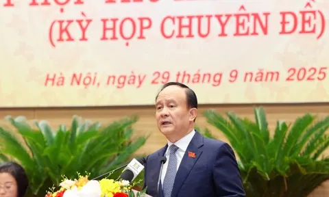 HĐND Hà Nội lùi bàn về dự án tái thiết công viên hai bên sông Tô Lịch
