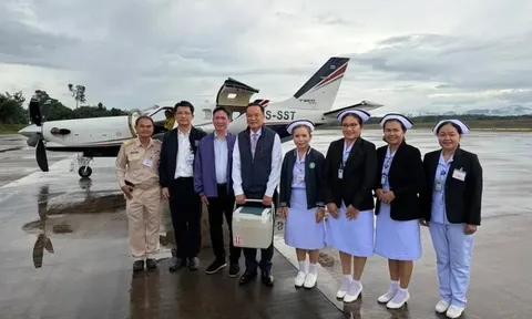 Thủ tướng Thái Lan Anutin trực tiếp lái máy bay vận chuyển tạng hiến, cứu sống 7 bệnh nhân