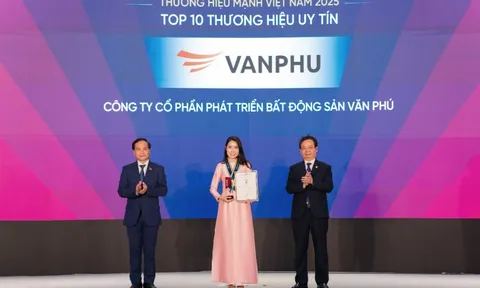 Văn Phú được vinh danh Top 10 Thương hiệu mạnh Việt Nam – Thương hiệu uy tín 2025