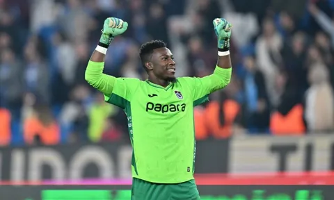 Thủ thành Onana lại khiến Man United rơi vào thế khó
