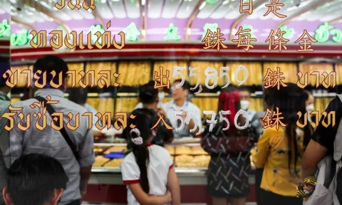 Bất ổn và lo lắng đẩy giá vàng thế giới lên cao
