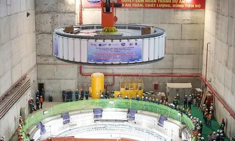 Nhà máy của Việt Nam được mệnh danh là "công trình thế kỷ" vừa có bước tiến mới: Tin vui ở thời khắc 10h18'