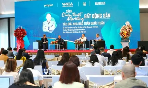 Xôn xao cuốn sách về bất động sản có giá 68 triệu đồng