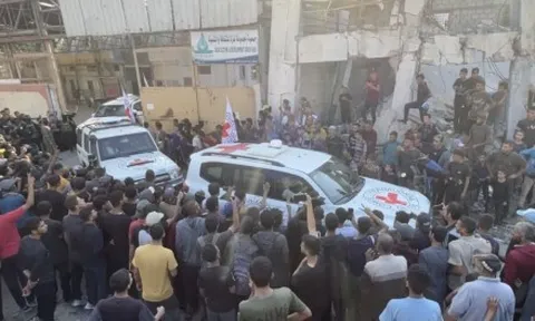 Hamas bắt đầu thả con tin
