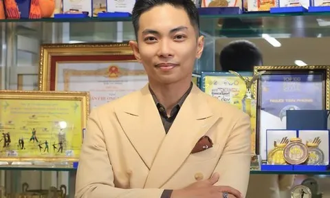 Phan Hiển: "U40 rồi mà quẩy vẫn OK"