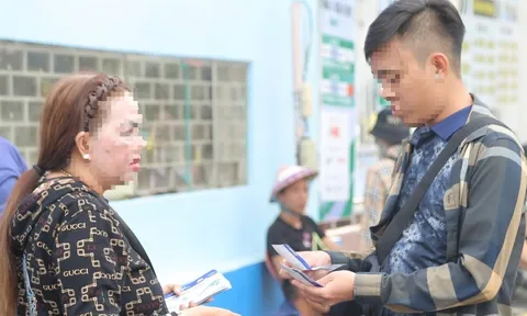 Giá vé chợ đen xem Việt Nam đấu Nepal tăng gấp 3 lần