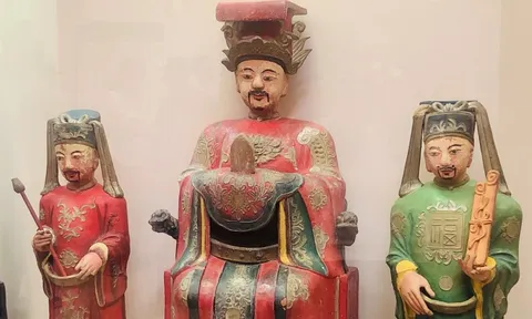 Độc đáo bộ tượng Ngọc Hoàng, Diêm Vương bằng gốm Sài Gòn xưa