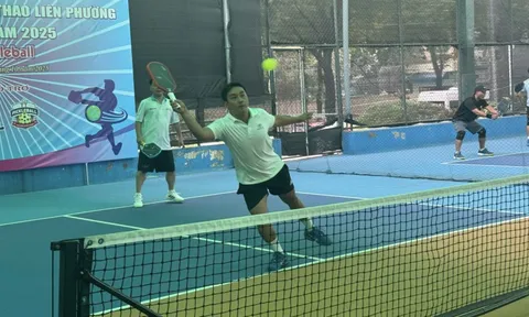 Pickleball mở màn nóng bỏng Đại hội Thể dục thể thao liên phường lần I-2025